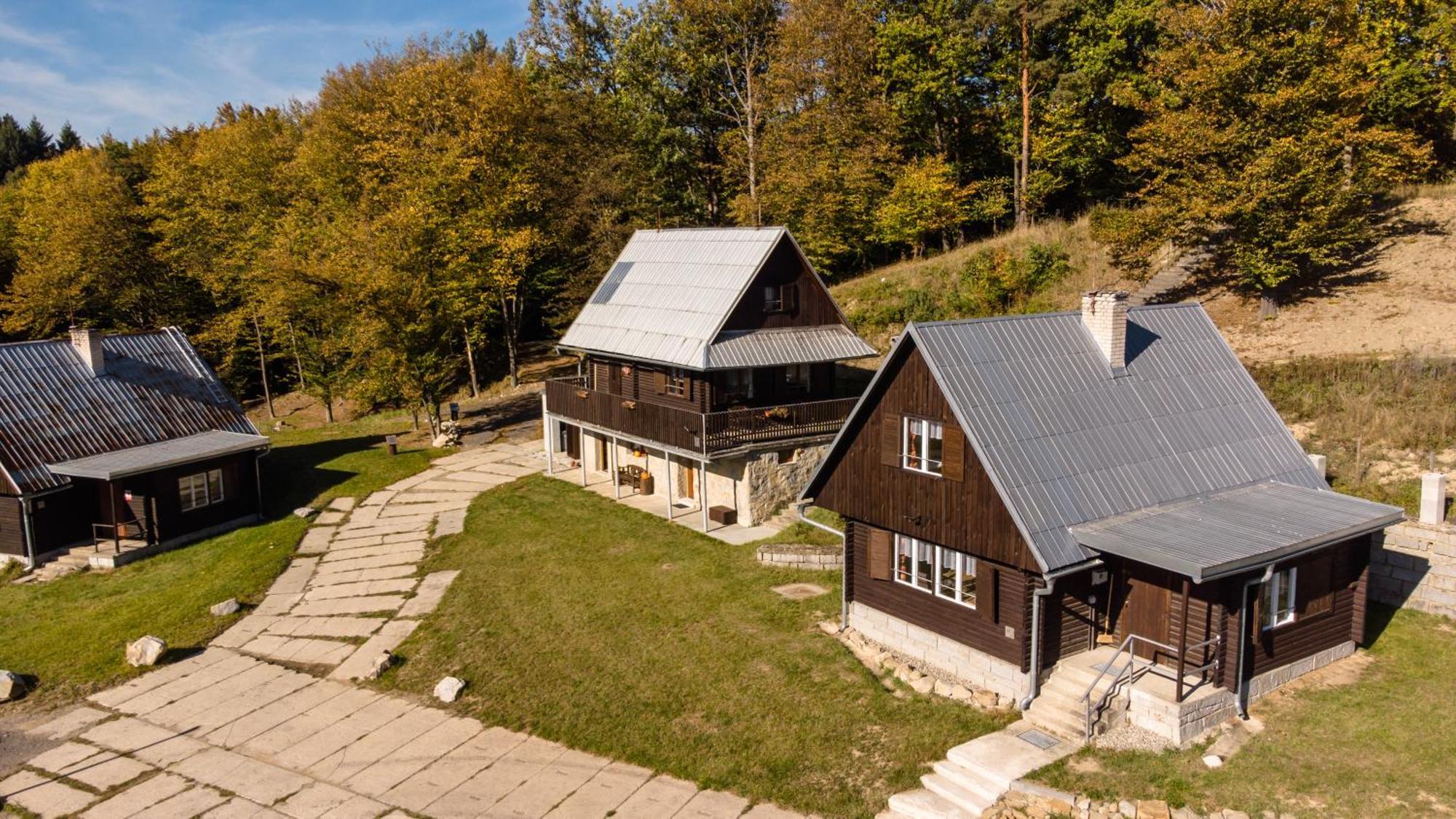 Rodinne Chaty Moravanpark - Ubytovani V Srdci Valasska Podkopná Lhota Kültér fotó